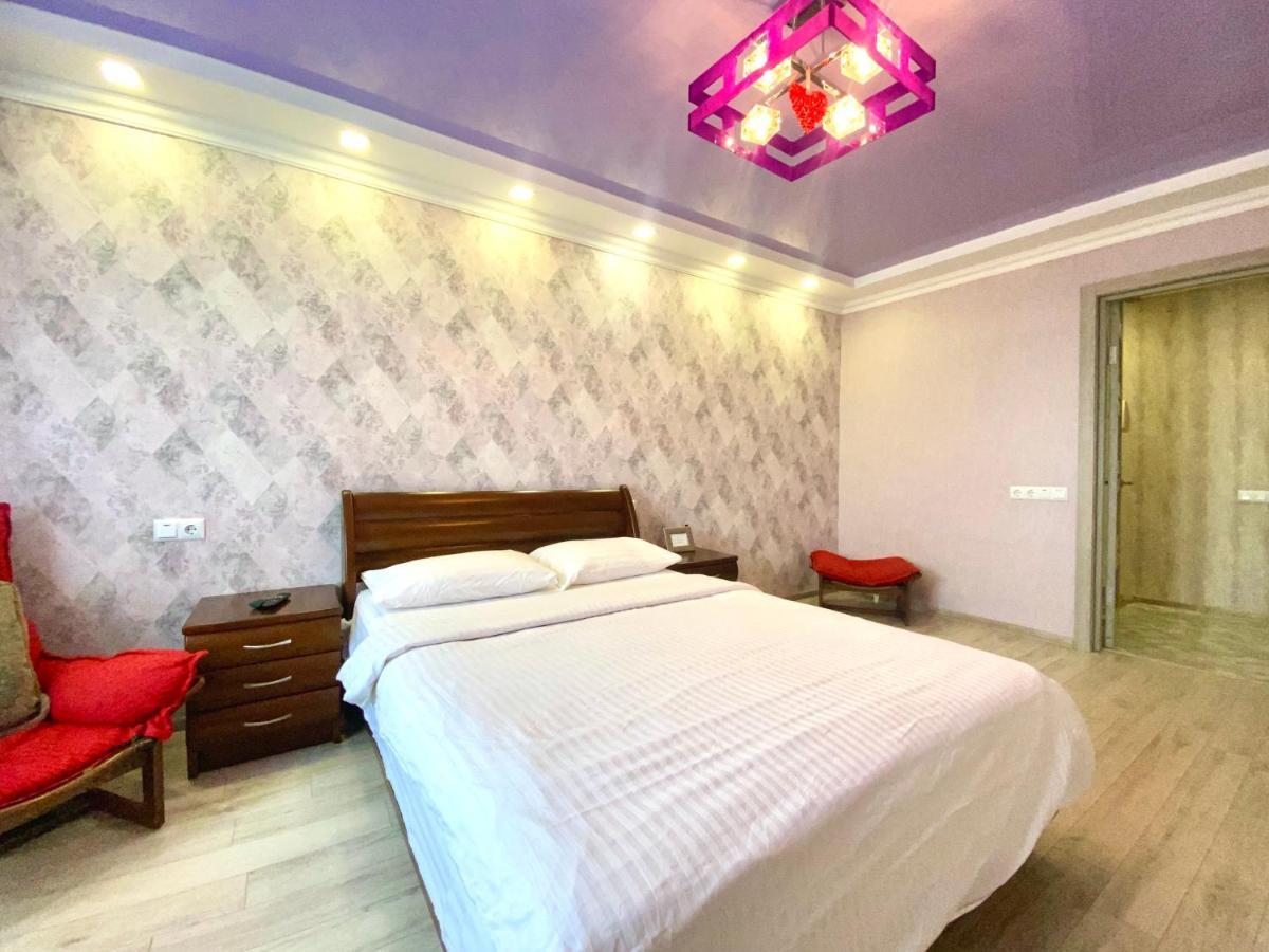Apartpoltava Простора Однокімнатна Квартира В Новобудові, Корпусний Парк Zewnętrze zdjęcie